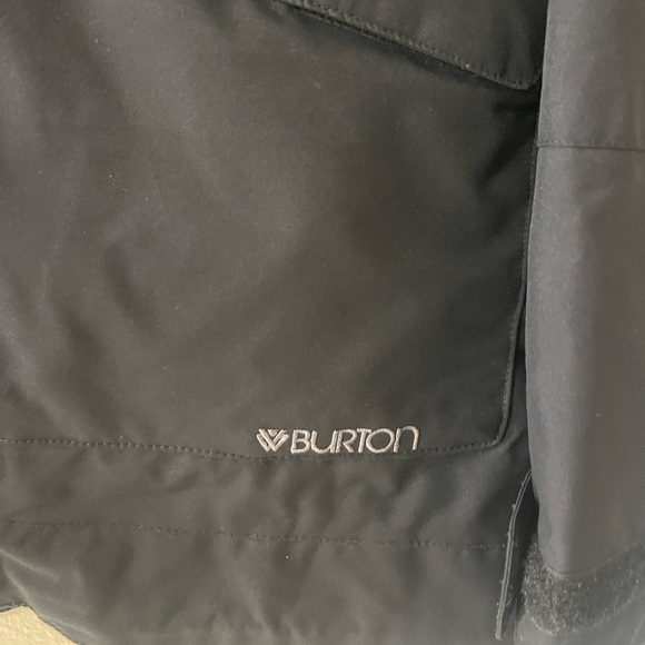 Woman’s Burton Ski / Snowboard Jacket - Picture 3 of 8